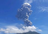 Gunung Ili Lewotolok Meletus, Tinggi Kolom 4.000 Meter