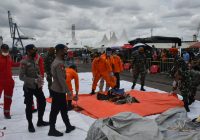Serpihan Pesawat Ditemukan, Pencarian Terus Dilakukan
