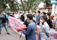 Dua Kelompok Massa Gelar Unjuk Rasa, Pro dan Kontra Realisasi Dana Covid-19