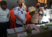 Sembunyikan 800 Butir Ekstasi di Ban Serep Sembunyikan 800 Butir Ekstasi di Ban Serep