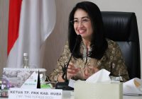Thia Yufada Disuntik Vaksin Thia Yufada Disuntik Vaksin