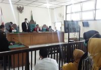 Sidang Sengketa Tanah Ditunda, Sepakat Dengar Keterangan Terdakwa Sidang Sengketa Tanah Ditunda, Sepakat Dengar Keterangan Terdakwa