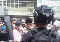 Blokir Rekening Tabungan Keluarga Dibuka, Juarsah Dituntut 5 Tahun