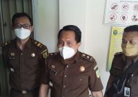 Oknum Kades Wanita Diduga Gunakan Kuitansi dan Tanda Tangan Fiktif