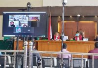 Hakim Ingatkan Satu Saksi Staf Honorer, Beri Keterangan Palsu Bisa Jadi Terdakwa Hakim Ingatkan Satu Saksi Staf Honorer, Beri Keterangan Palsu Bisa Jadi Terdakwa