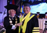 Terbitkan Buku hingga Raih Gelar Doktor