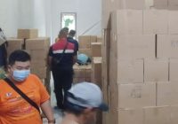 Ribuan Botol Minuman Keras Siap Edar Digerebek Petugas Gabungan