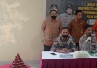 Polisi Gerebek Home Industry Miras Ilegal di Talang Keramat