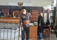 Bantah Ada Titipan Uang Rp200 Juta
