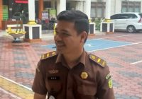 Eks Kadis Pertanian Dituntut 6 Tahun Eks Kadis Pertanian Dituntut 6 Tahun