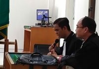 Kuasa Hukum Minta Terdakwa Dilepaskan dari Tuntutan Kuasa Hukum Minta Terdakwa Dilepaskan dari Tuntutan