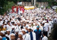 Hormati Jasa Pahlawan Agama, Ribuan Umat Islam Ikut Ziarah Kubro