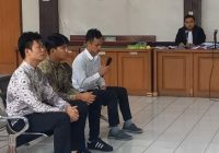 Kuras Tabungan Nasabah, Oknum Pegawai Bank Dituntut 8 Tahun 