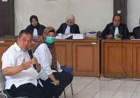 Saksi Merasa Tersiksa secara Moral, Unjuk Rasa di Mana-mana