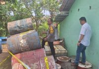 Polisi Gerebek Gudang Solar Ilegal di Banyuasin dan OKU