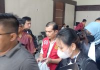 Tilap Uang Angkutan Semen untuk Beli Saham dan Bisnis Besi Bekas