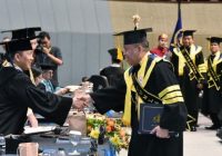 Kepala Bakamla RI Sandang Gelar Doktor, Raih Predikat Cum Laude