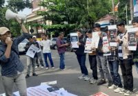 Massa Desak Pj Gubernur Pecat Plh Kadisdik Sumsel