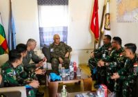 Manfaatkan Momen Idulfitri, Kunjungi Sesama Kontingen Minusca di Afrika