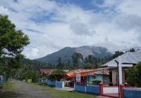 Gunung Ibu Kembali Meletus, Kolom Abu Setinggi 4.000 Meter