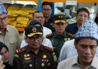 Pangdam II/Sriwijaya Dampingi Menteri Pertanian Gelar Operasi Pasar Murah di Palembang
