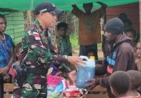 Satgas 141/AYJP Bantu Warga yang Berduka, Satgas Yonif 144/JY Anjangsana Sekaligus Mendata Masyarakat di Papua