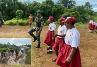 Satgas Yonif 144/JY Latih Pelajar Berbaris, Satgas Yonif 141/AYJP Perbaiki Jalur Transportasi