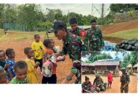 Satgas Yonif 144/JY Beri Layanan Kesehatan hingga Bagi Sembako, Satgas 141/AYJP Bersihkan Masjid