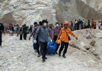 Sepuluh Orang Tewas akibat Tambang Galian C Gunung Kuda Cirebon Longsor