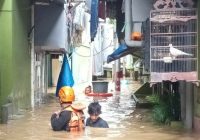 Jakarta Kembali Kebanjiran, 50 Titik Genangan Air Paksa Ratusan Warga Mengungsi