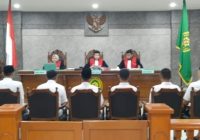 Delapan Terdakwa Pengeroyok Wartawan Belitung Terancam 5,6 Tahun Penjara