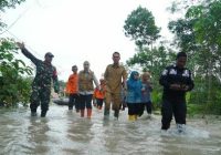 Hujan Deras tapi Bendungan di OKU Timur malah Dibuka, Banjir Kiriman Tertinggi selama 20 Tahun Rendam OKI
