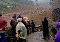 Tanah Longsor Timbun Bandung Barat, Delapan Orang Tewas