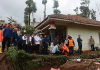 Terkumpul 25 Kantong Mayat, Terdata 17 Korban Tewas akibat Longsor di Bandung Barat