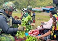Satgas Yonif 200/BN Beri Layanan Kesehatan dan Borong Hasil Bumi Warga Nduga