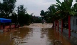 Satu Warga Lampung Tewas Terseret Banjir, Dua Korban Belum Ditemukan