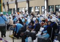 Sambut 443 Jemaah Haji Kloter Pertama Embarkasi Palembang Sambut 443 Jemaah Haji Kloter Pertama Embarkasi Palembang
