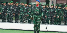 Asops Kasdam II/Swj Pimpin Upacara dan Defile Pasukan
